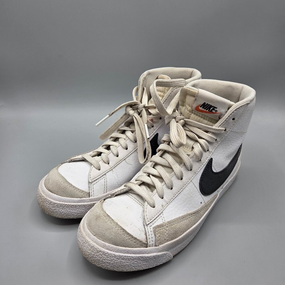 Nike Blazer Mid 77 White / Black Swoosh Youth Sneakers Shoes Size 5.5 Y
